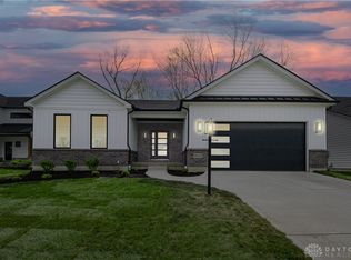 9945 Rothschild Ct, Centerville, OH 45458