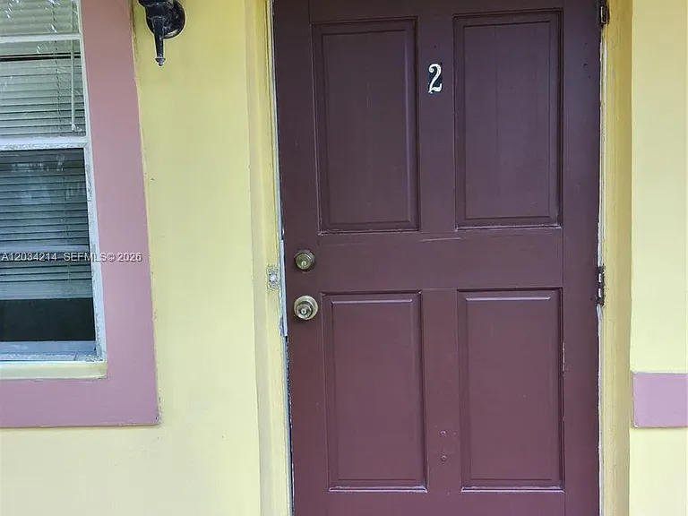 1826 Cleveland St #2 — Photo 2
