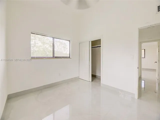 17101 SW 48th St — Photo 14