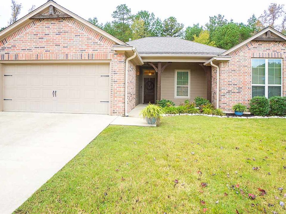 1st image of 143 Labrador Ln
