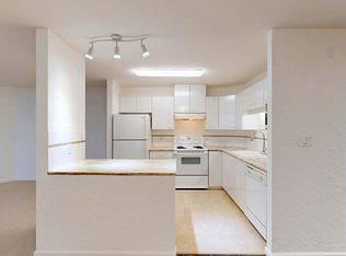 4425 Halifax St #1607, Burnaby, BC V5C6P2