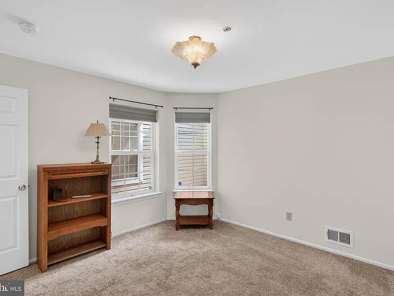 324 Tuvira Ln — Photo 13