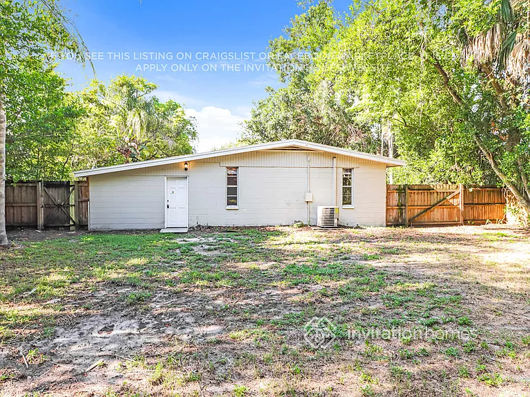 939 Lakewood Ave — Photo 15