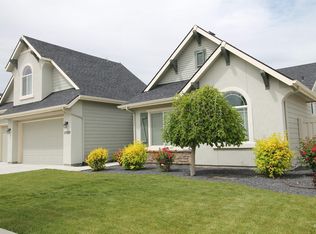 1080 Overland Trl, Middleton, ID 83644