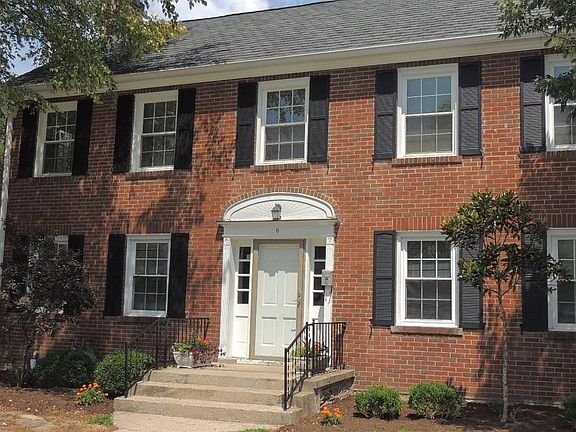 4th image of 6 Ashmore Dr
