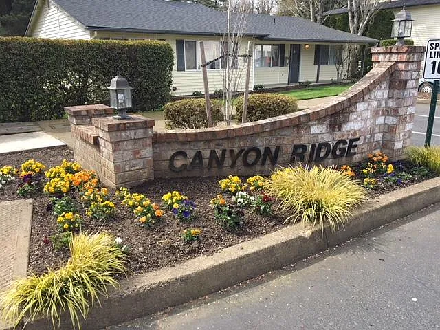 Canyon Ridge Apartments — Photo 1