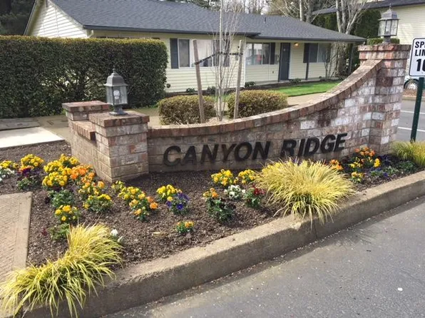 Canyon Ridge Apartments, 401 S Everest St #0, Newberg, OR 97132