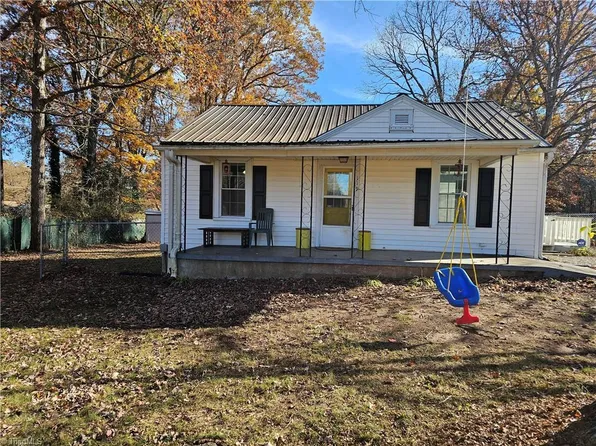 119 Liberty Cir, Mocksville, NC 27028