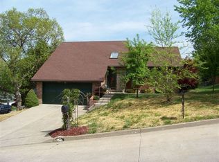 2324 Colonial Hills Rd, Jefferson City, MO 65109