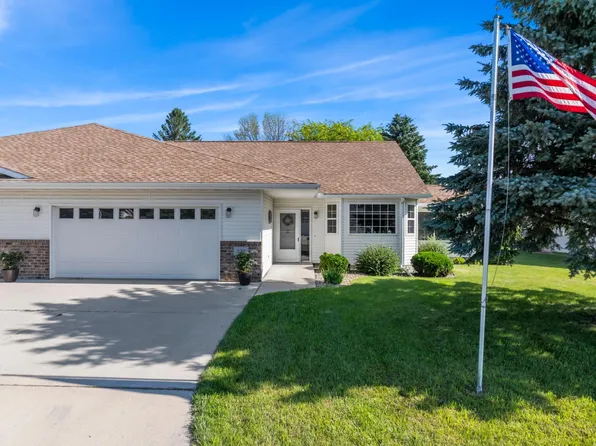 332 4th St SW, Blooming Prairie, MN 55917