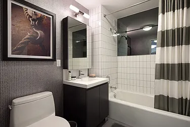 Rented by Aura Management