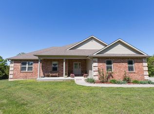 9535 N Rte E, Columbia, MO 65202