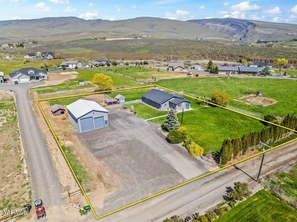 491 Buchanan Rd, Selah, WA 98942
