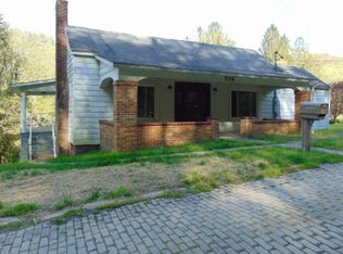 506 Pike St, Monongah, WV 26554