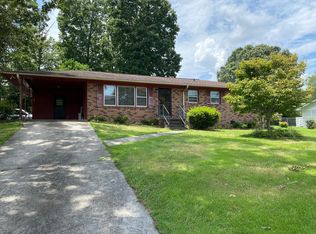 224 Cherry St, Toccoa, GA 30577