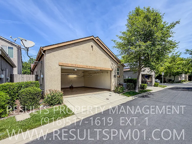 2905 Market St — Photo 26