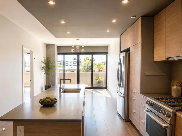2300 E CAMPBELL Avenue #218, Phoenix, AZ 85016
