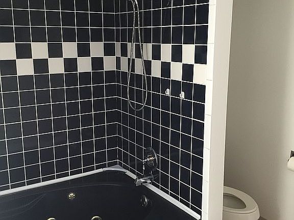 Oversized Tub