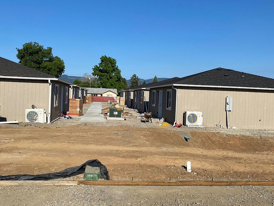 1st image of 624-638 Colinwood Ct