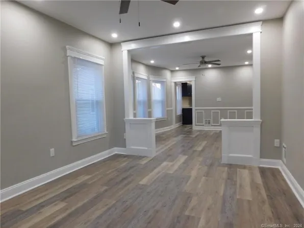 216 Washington Ave Floor 1, West Haven, CT 06516