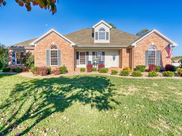 130 Oak Pointe Ct, Bowling Green, KY 42103
