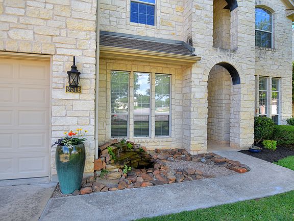 5th image of 2516 Caparzo Dr