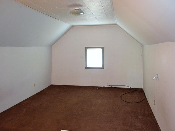 5th image of 1110 Ford Ave