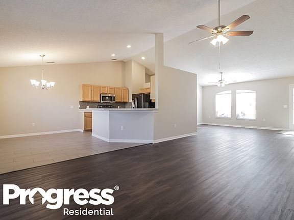 4th image of 1123 Roan Ct