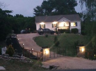 70 Lee Hi Acres Rd, Lexington, VA 24450