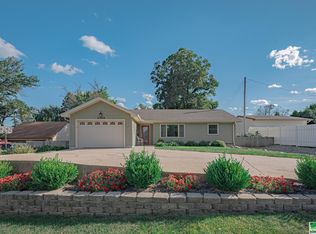 5308 Windsor Ave, Sioux City, IA 51106