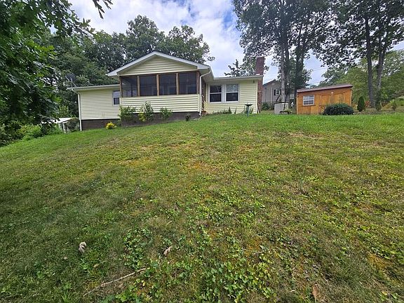 4th image of 235 Ann St