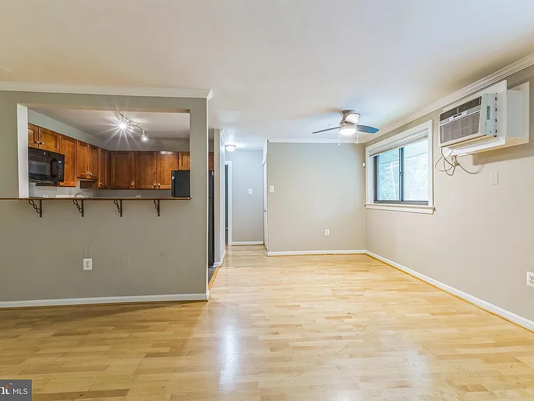 3105 Naylor Rd SE #304 — Photo 7