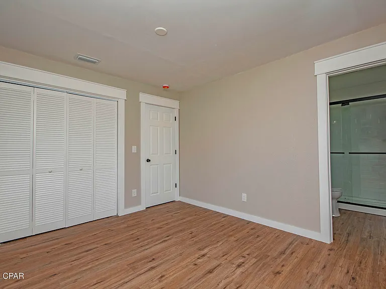 3119 W 23rd Ct — Photo 25