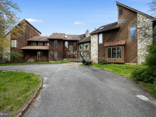 265 Jackson Rd, Medford, NJ 08055