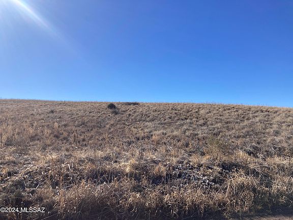 2nd image of 15 Wagon Wheel Ln #103