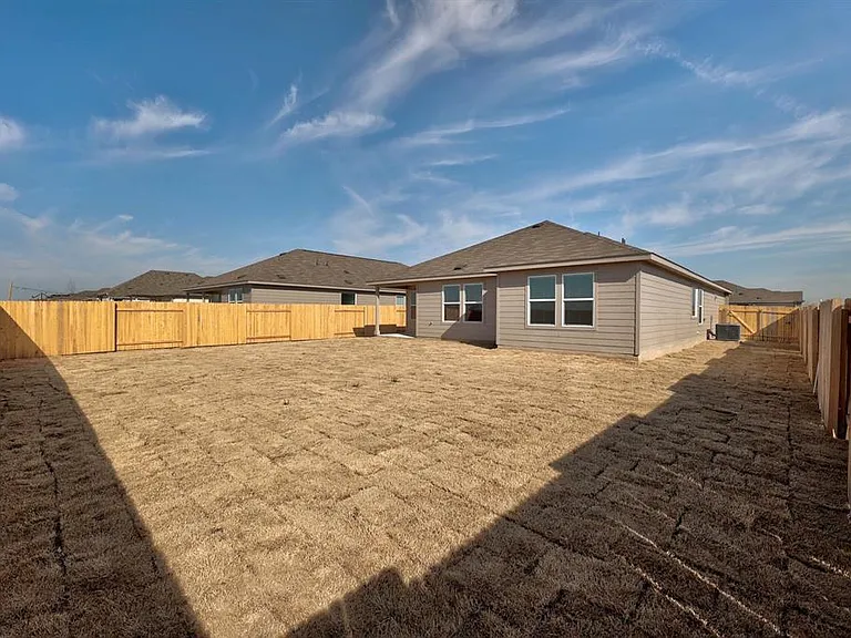 303 Chickasaw Ln — Photo 25
