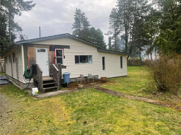 247 Huson Rd, Nanaimo, BC V9K 2A2