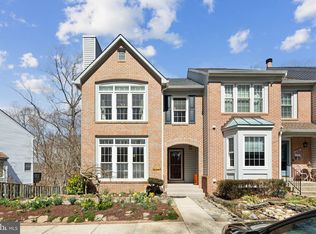 3310 Shearwater Ct, Woodbridge, VA 22192