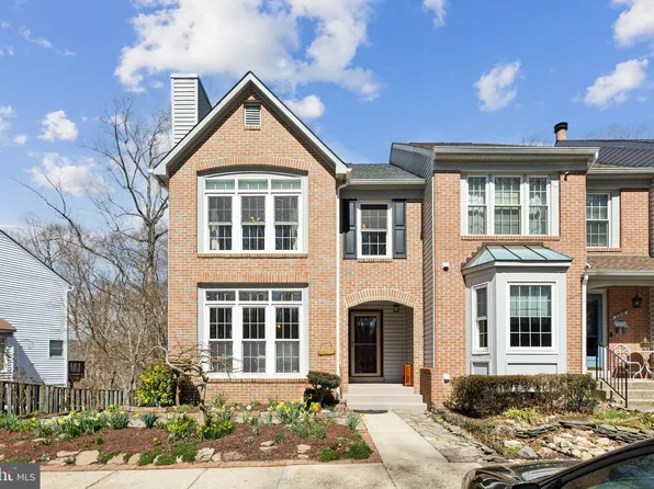 3310 Shearwater Ct, Woodbridge, VA 22192