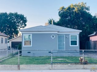 404 Wilson Ave, Bakersfield, CA 93308