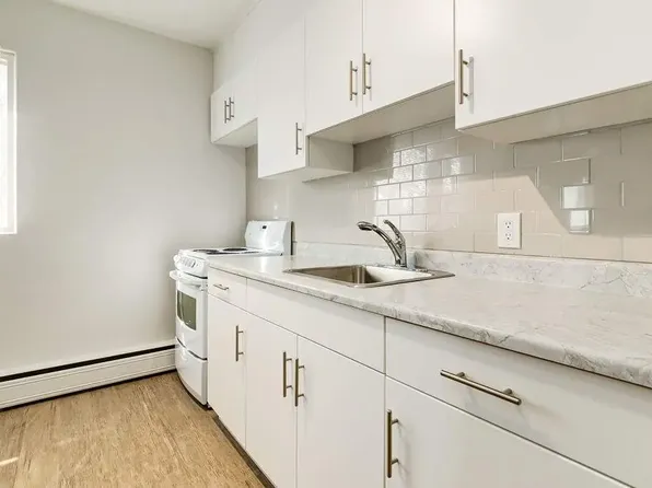 Alexandria Apartments