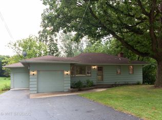 1101 Woodcrest Dr, Downers Grove, IL