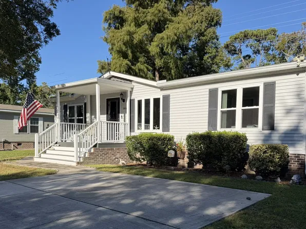 2916 Holly Rd #34, Murrells Inlet, SC 29576