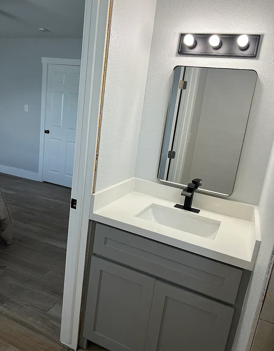 3 bed, 2.5 bath, 1700 sqft, $2,650 — Photo 4