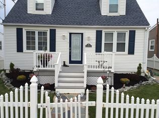 213 5th St N, Brigantine, NJ 08203