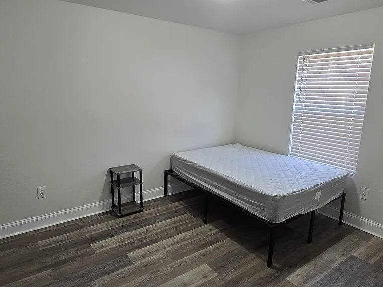 411 Boulevard St #3B — Photo 14