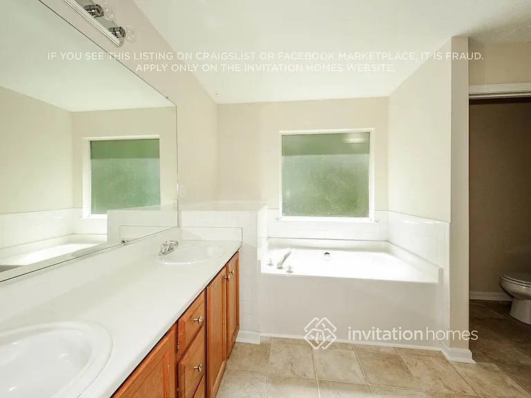 4377 Shoreside Cir — Photo 15