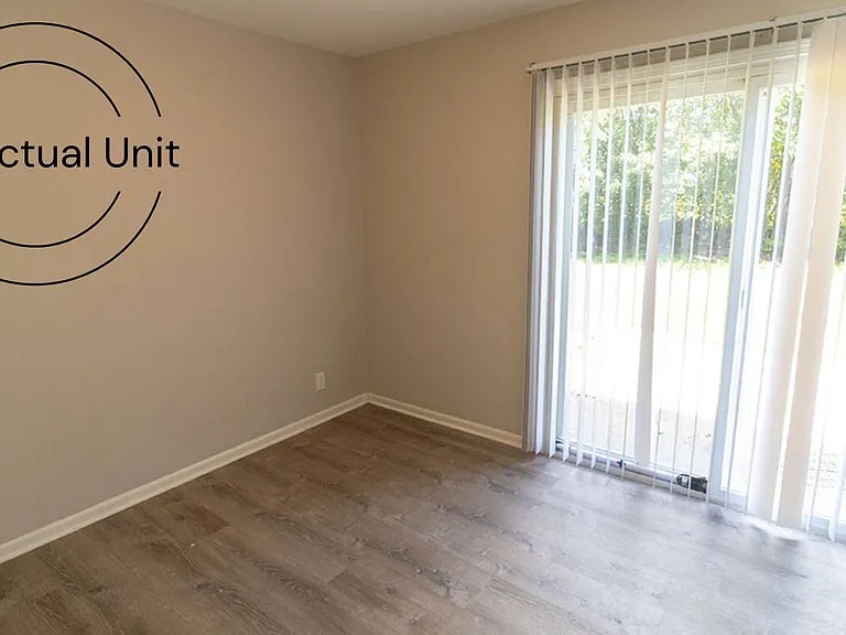 7220 N Moberly Dr — Photo 6