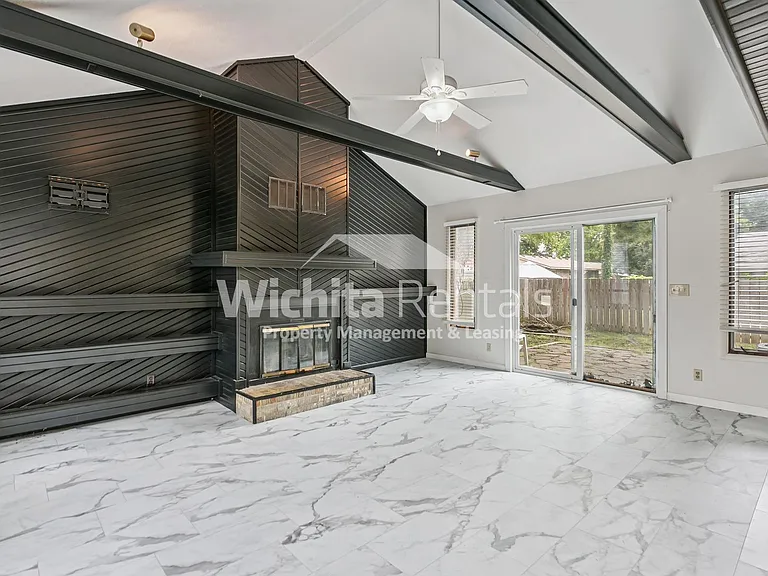 1418 Money St — Photo 6
