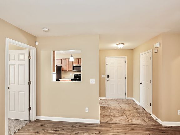 4th image of 3615 Sherbourne Ln